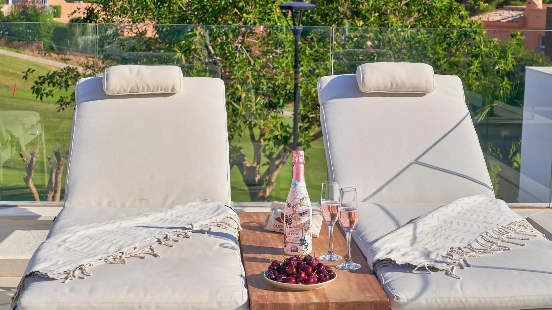 Cabopino Boutique Apartment Marbella 0*,